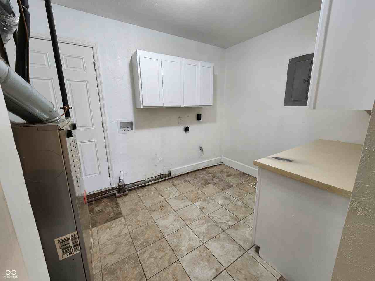 4301 Cottage Ave - Photo 7 of 19