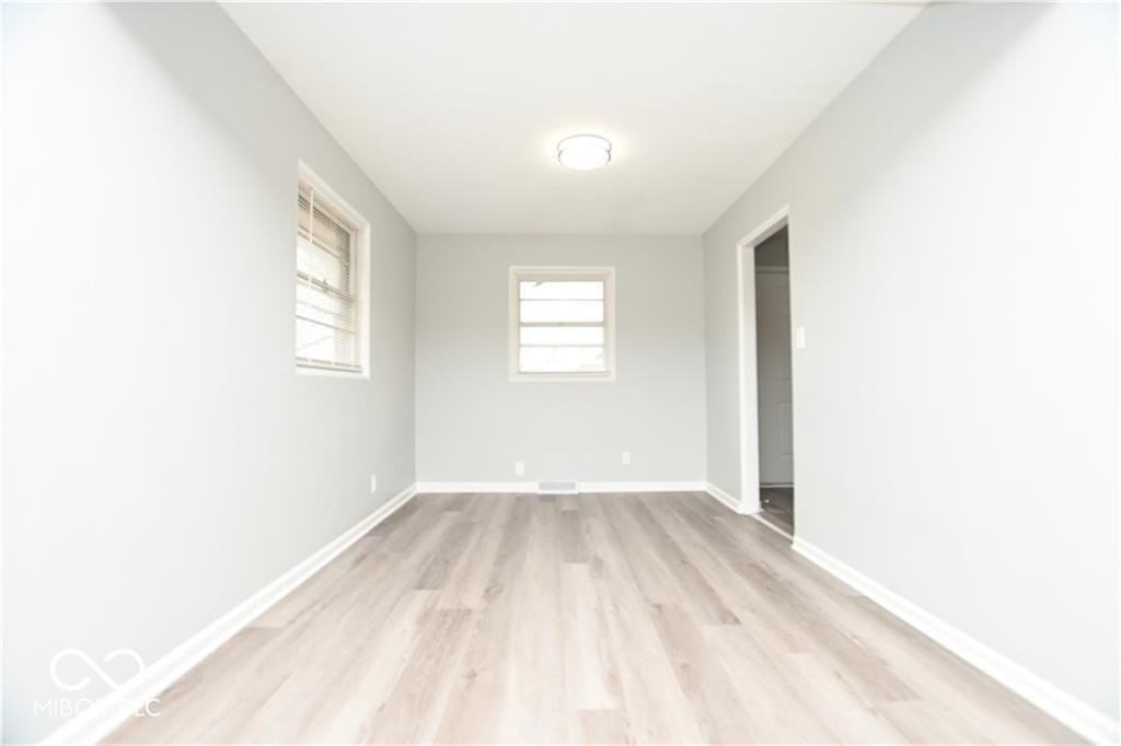 5820 E 40th St - Photo 7 of 30