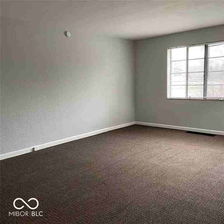 73 W Westfield Blvd - Photo 6 of 15