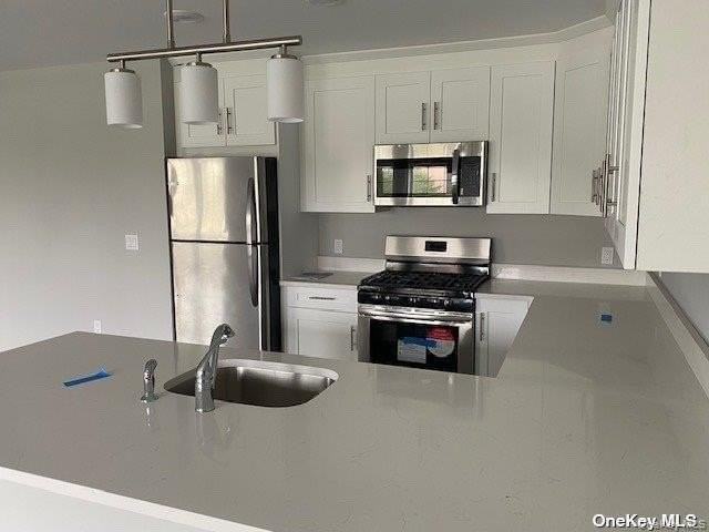 221 Eastview Dr Unit 22 #22 - Photo 5 of 10