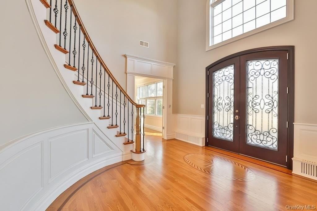 34 Renfrew Rd - Photo 3 of 39