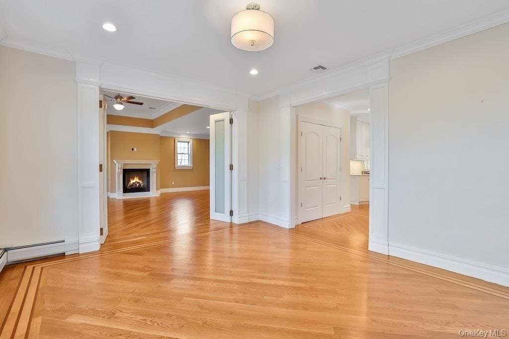 34 Renfrew Rd - Photo 7 of 39