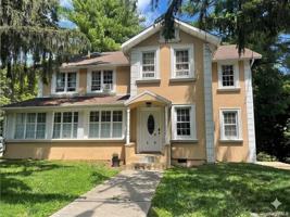 featured image of 18 Reservoir Rd Unit 3