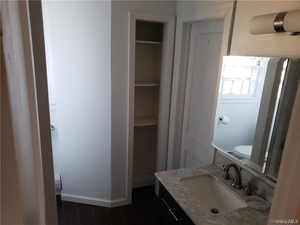 18 Reservoir Rd Unit 3 - Photo 5 of 11