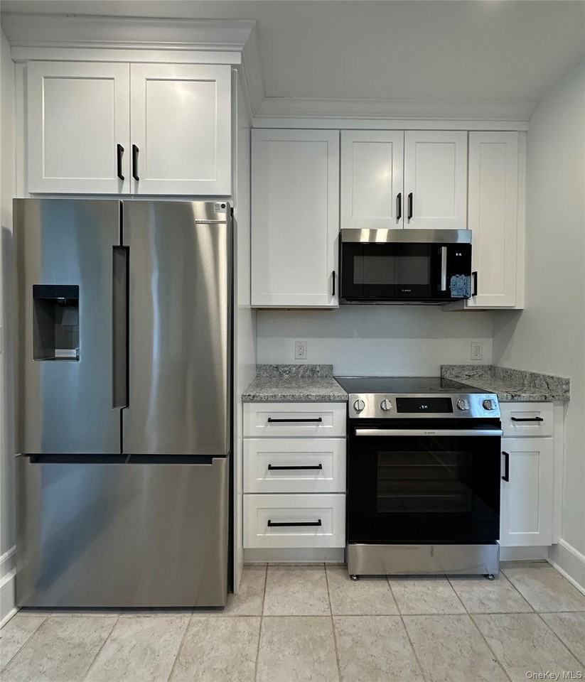 37 Church St - Photo 2 of 9