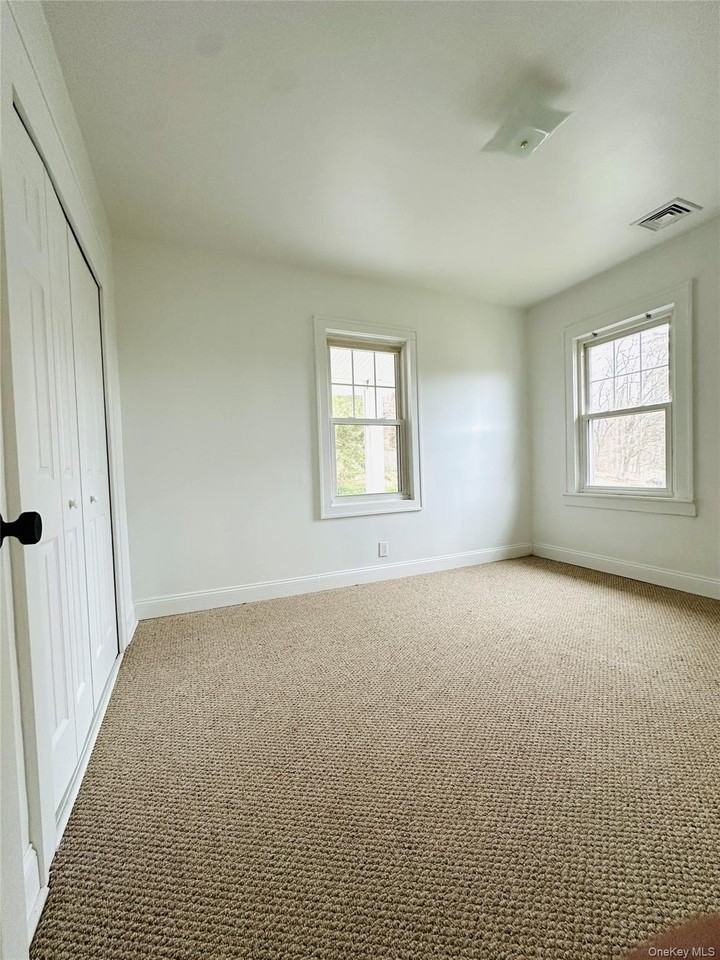 37 Church St - Photo 5 of 9