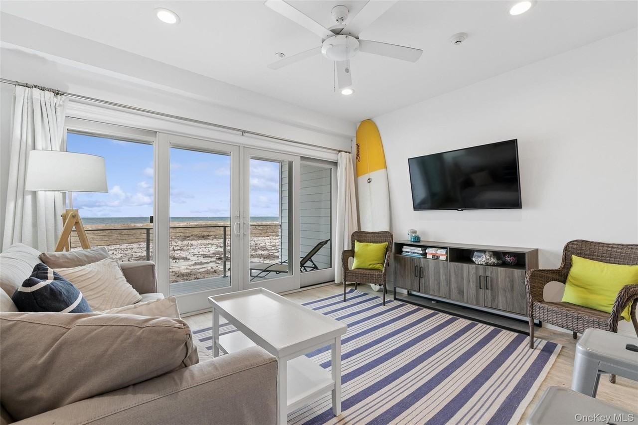 473 Dune Rd #6A - Photo 3 of 19