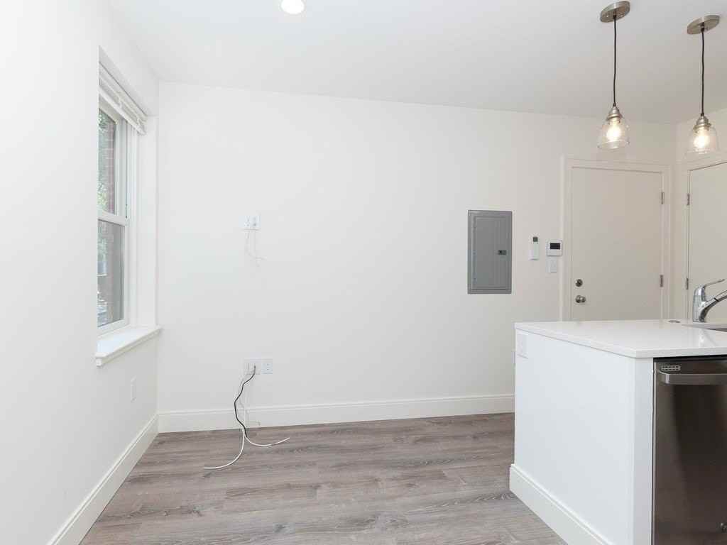 46 Melrose St Apt 2 - Photo 2 of 14