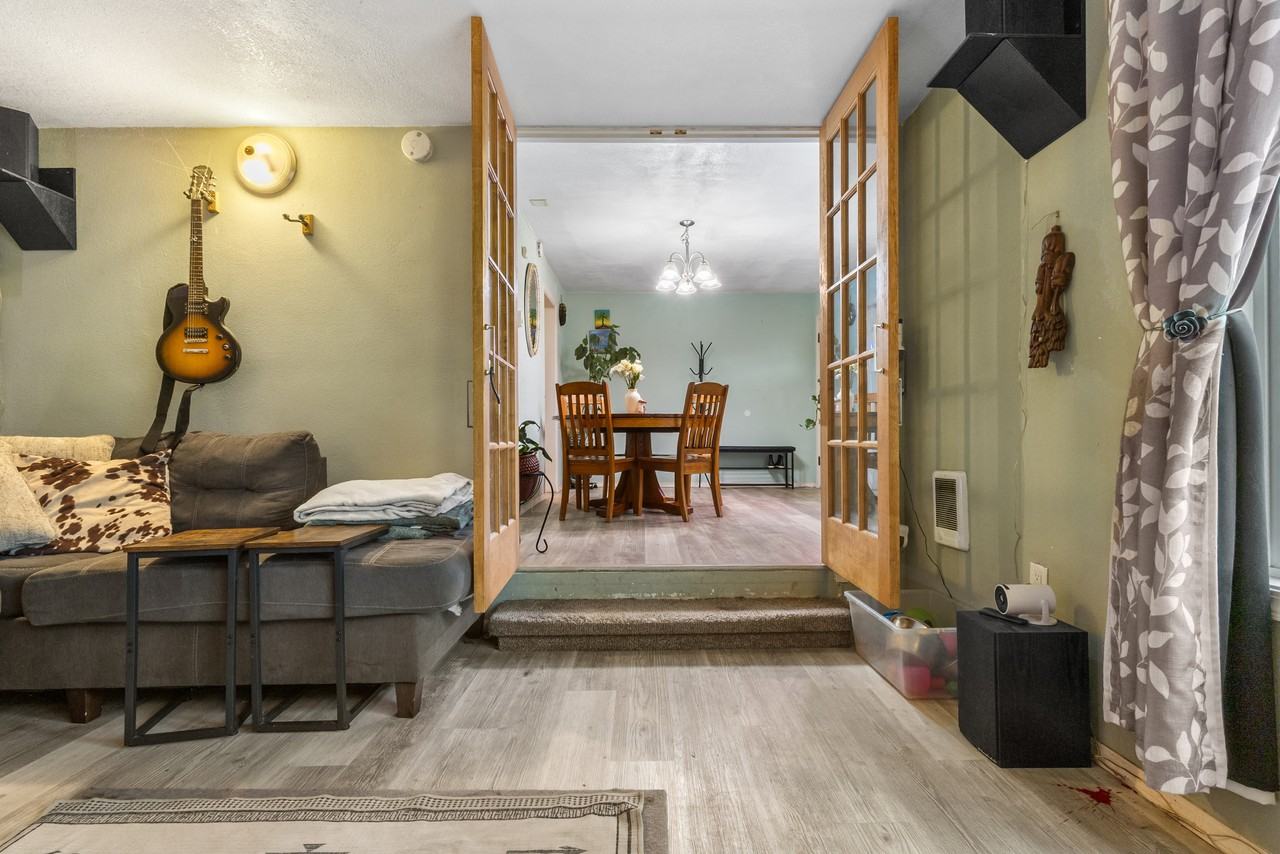 2045 Liberty St Ne #1 - Photo 7 of 29