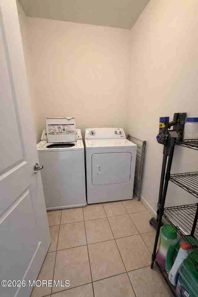 445 Tower Blvd Unit E - Photo 6 of 11