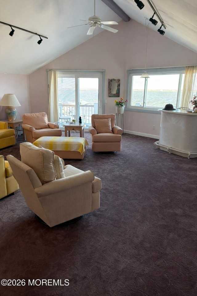 506 S Bayview Ave Unit B4 - Photo 4 of 16