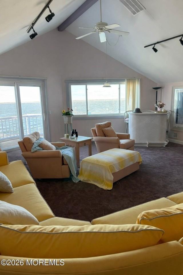 506 S Bayview Ave Unit B4 - Photo 5 of 16