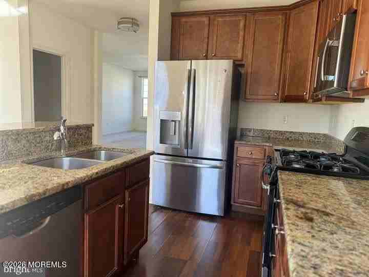 109 Creekside Way - Photo 3 of 37