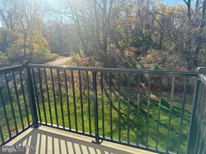 109 Creekside Way - Photo 7 of 37