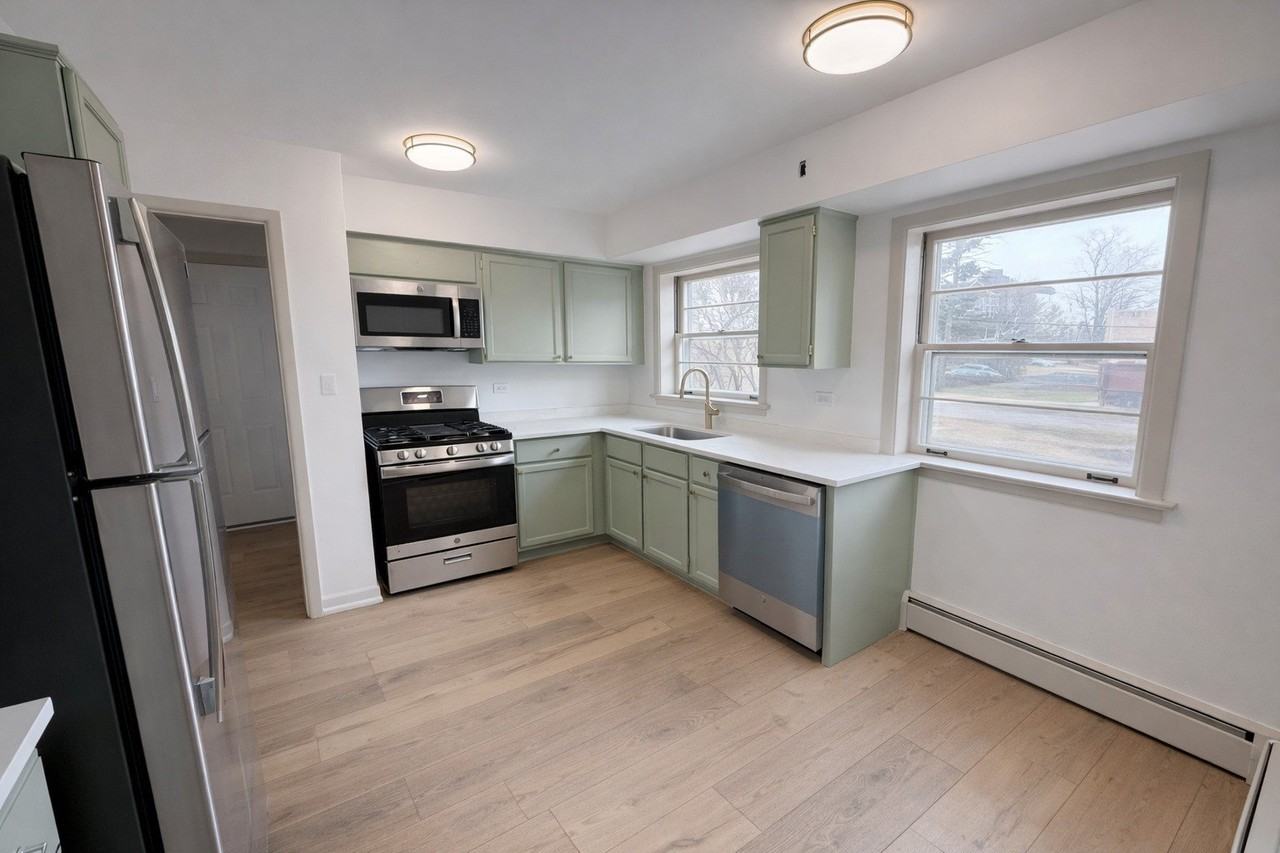 933 College Ave Ste A - Photo 5 of 12