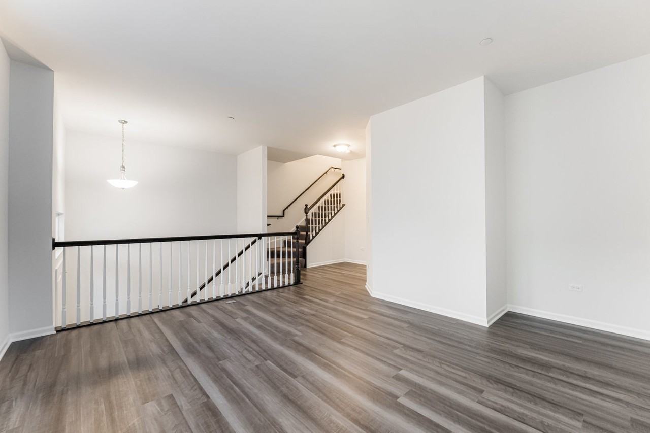 1985 Kingsley Cir - Photo 5 of 31