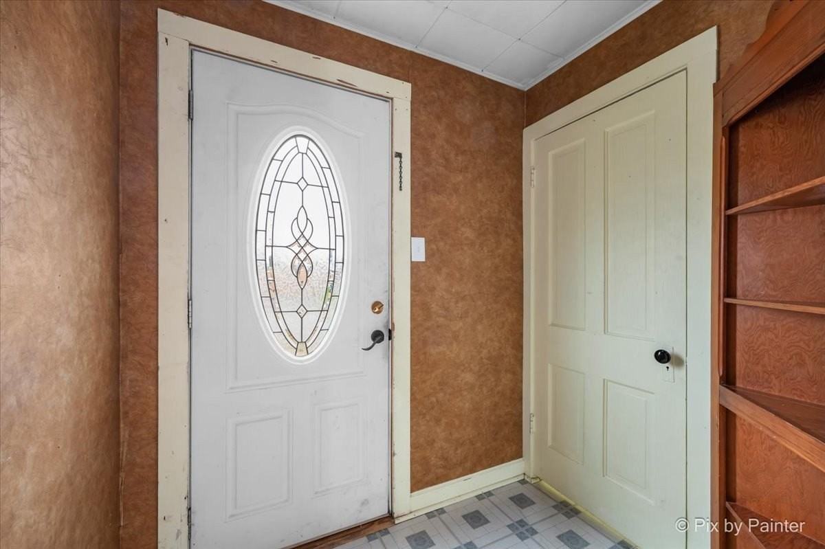 708 S 1st St - Photo 6 of 17