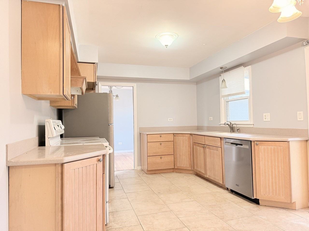 724 Burning Tree Ln - Photo 7 of 19