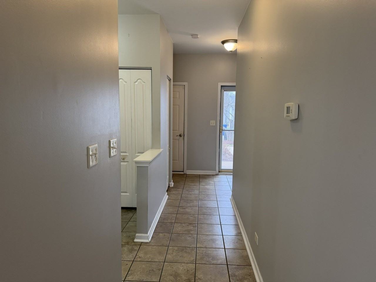 1225 Brookdale Dr - Photo 4 of 19