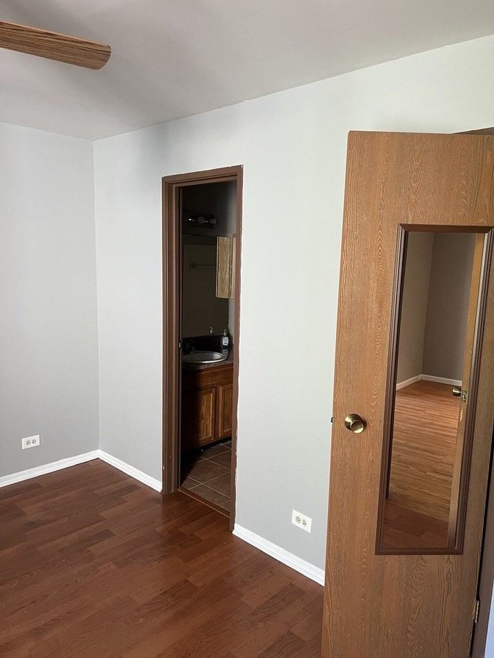 1205 Wyndham Ct Apt 202 - Photo 6 of 8