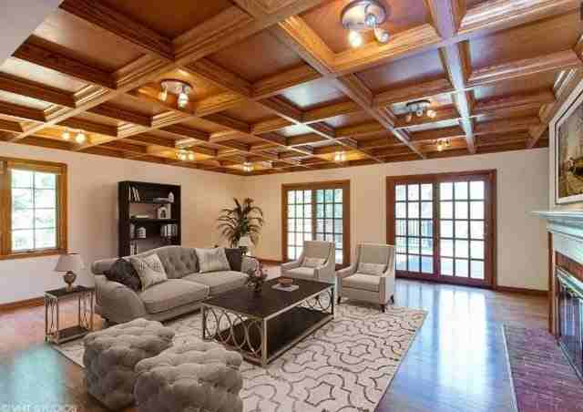 1551 Edgewood Rd - Photo 3 of 16