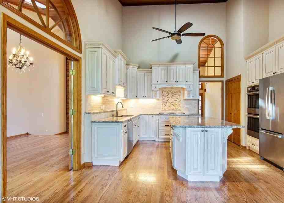 1551 Edgewood Rd - Photo 5 of 16