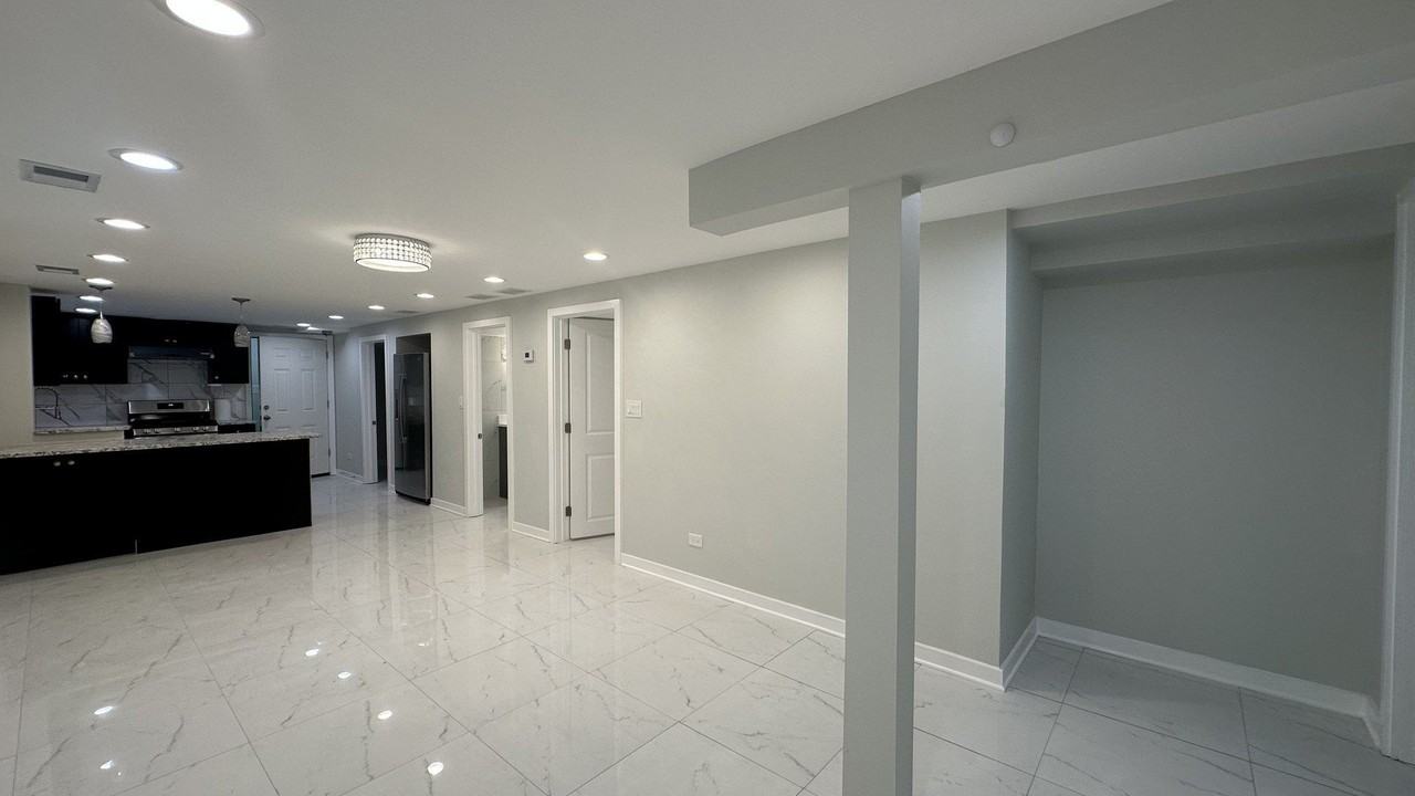 5405 N Campbell Ave Unit G - Photo 2 of 11