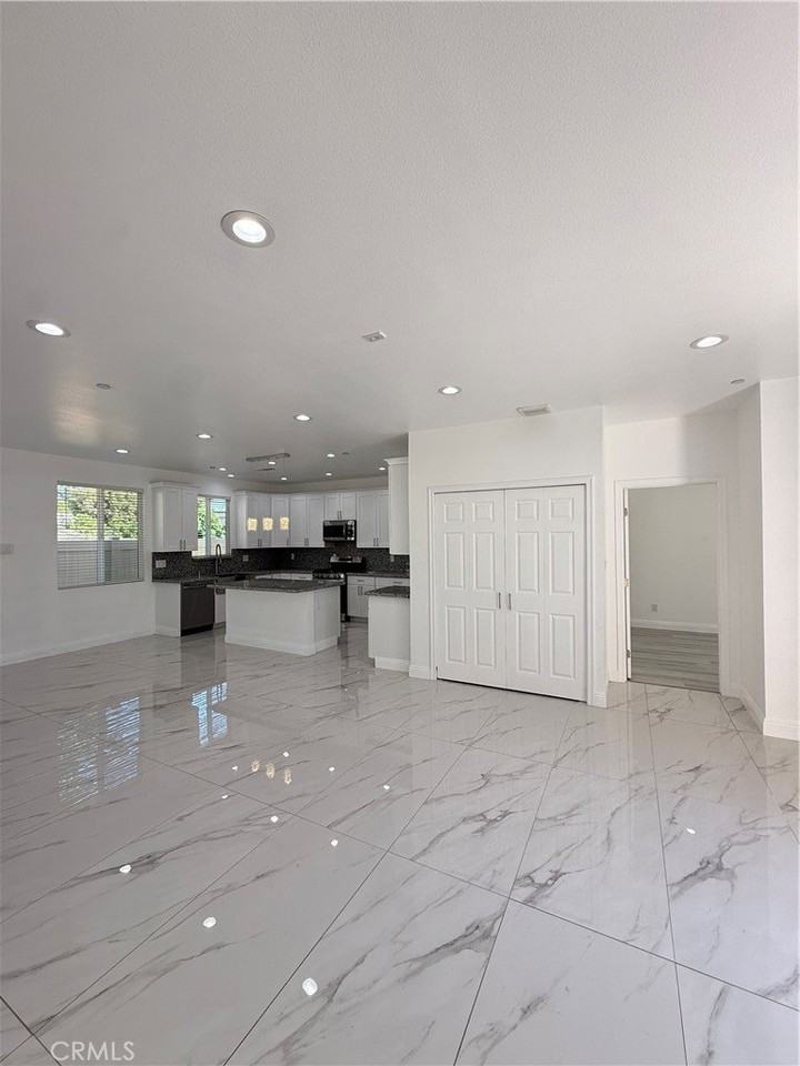 2199 Whitman Way #2 - Photo 6 of 23