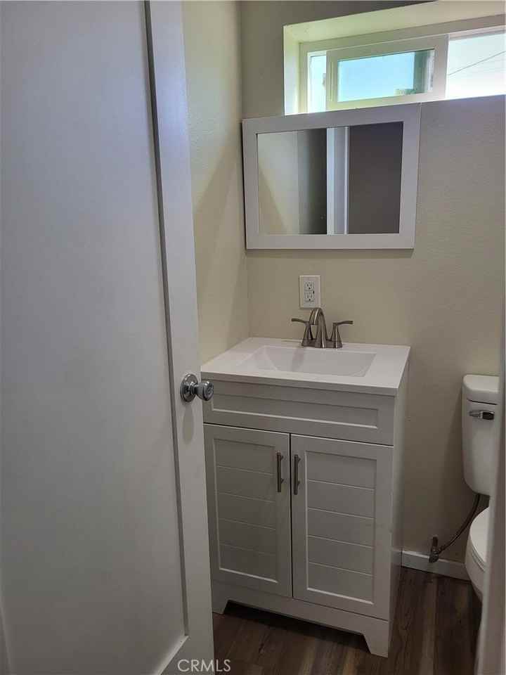 1117 W Evans St - Photo 7 of 8