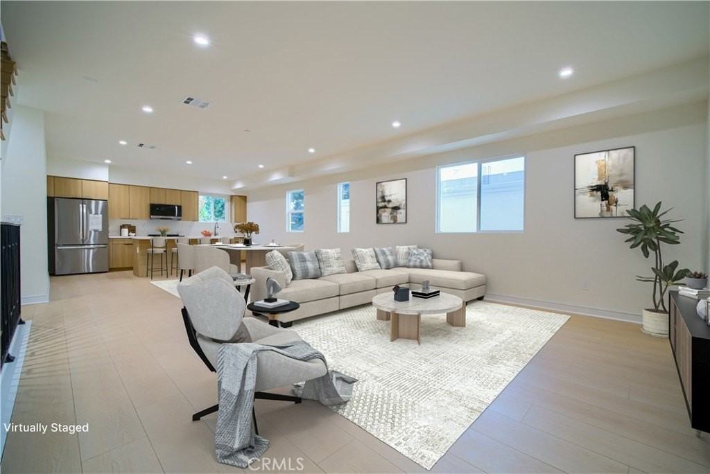 257 S Avenue 54 #1-4