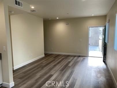 619 E 21st St - Photo 3 of 10