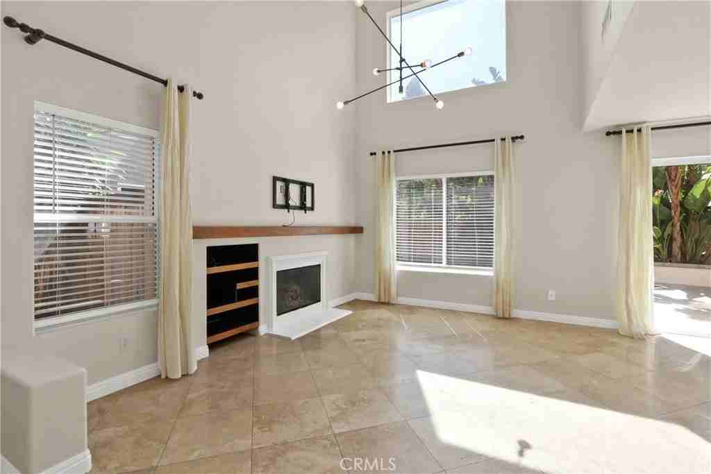 19 Brookstone Pl - Photo 2 of 13