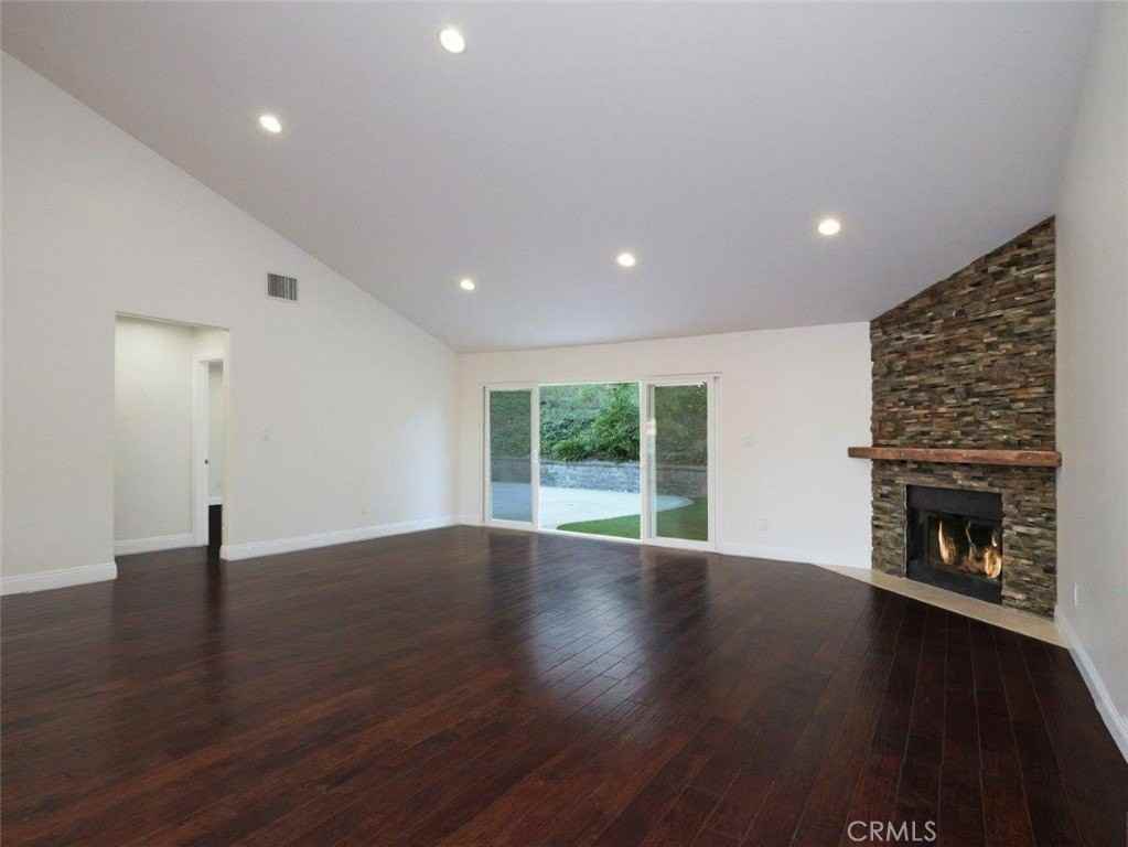 26771 Menominee Pl - Photo 7 of 37