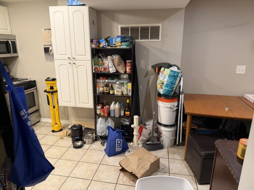 1304 N Campbell Ave - Photo 3 of 10