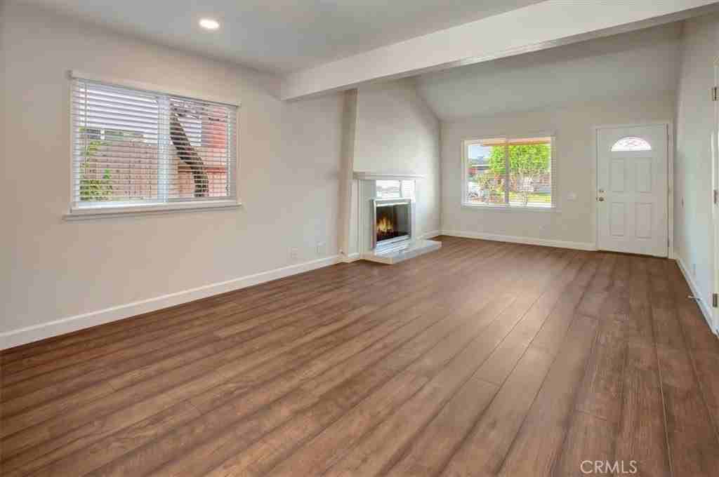 23042 Via San Gabriel - Photo 4 of 24