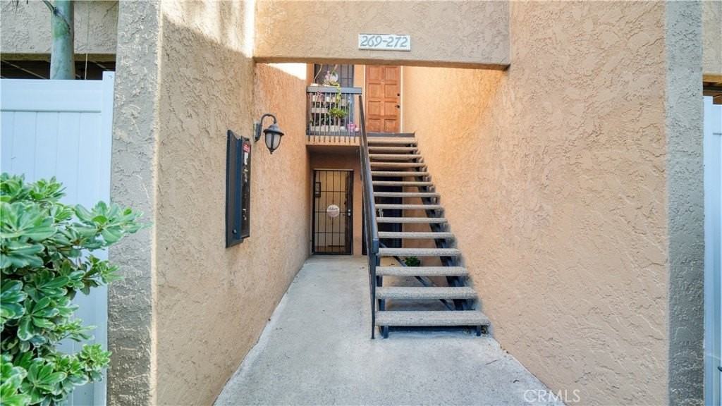 1101 W Macarthur Blvd - Photo 3 of 25