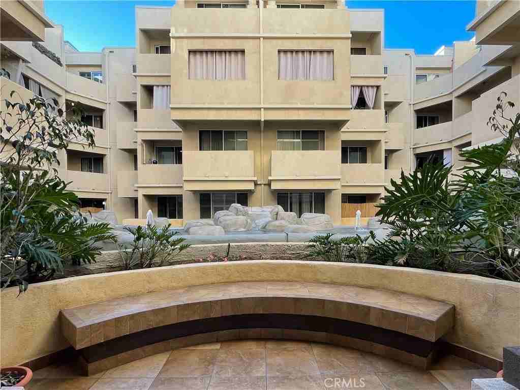 535 Magnolia Ave #211 - Photo 5 of 39