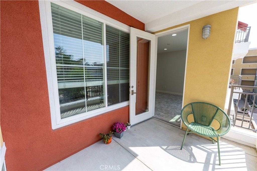 2349 Jefferson St - Photo 7 of 28