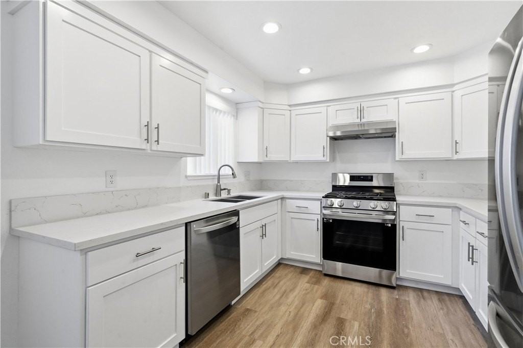 9000 Vanalden Ave #175 - Photo 4 of 44