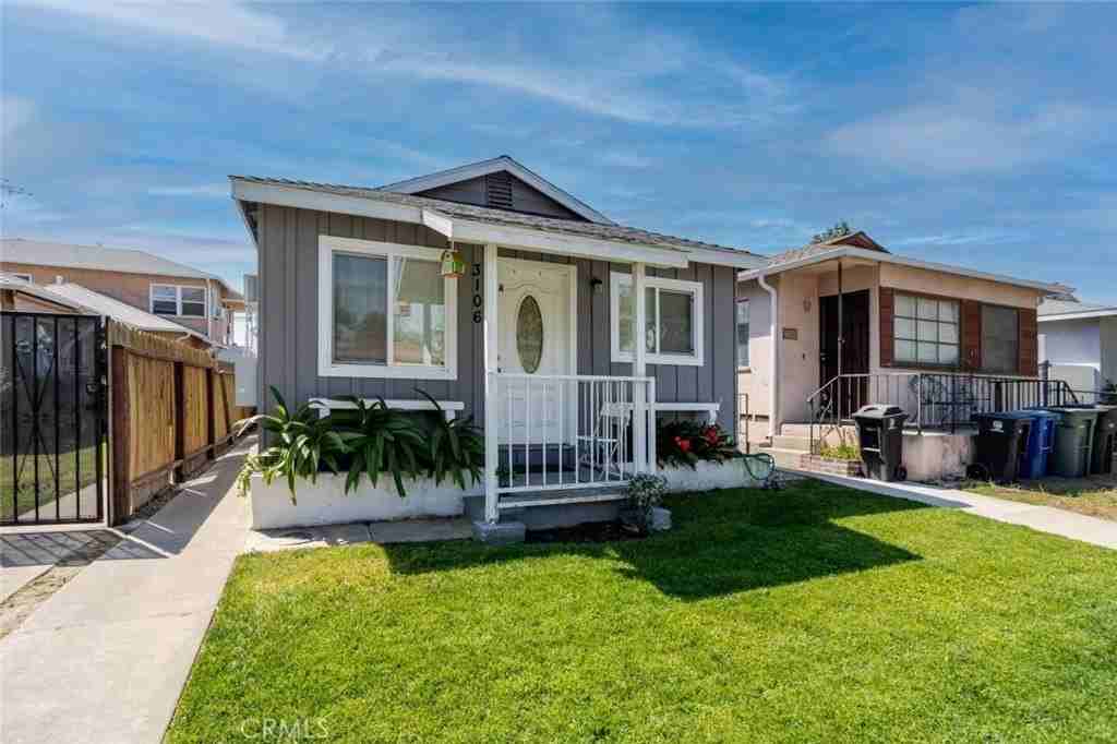 3106 W Victory Blvd #C - Photo 2 of 22