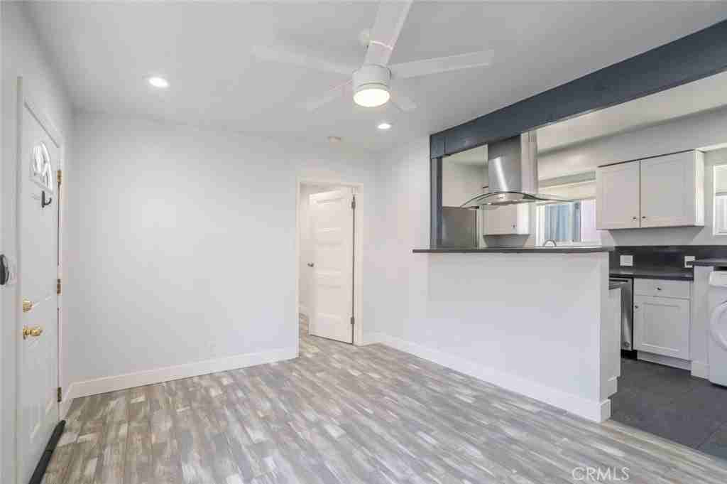 3106 W Victory Blvd #C - Photo 5 of 22