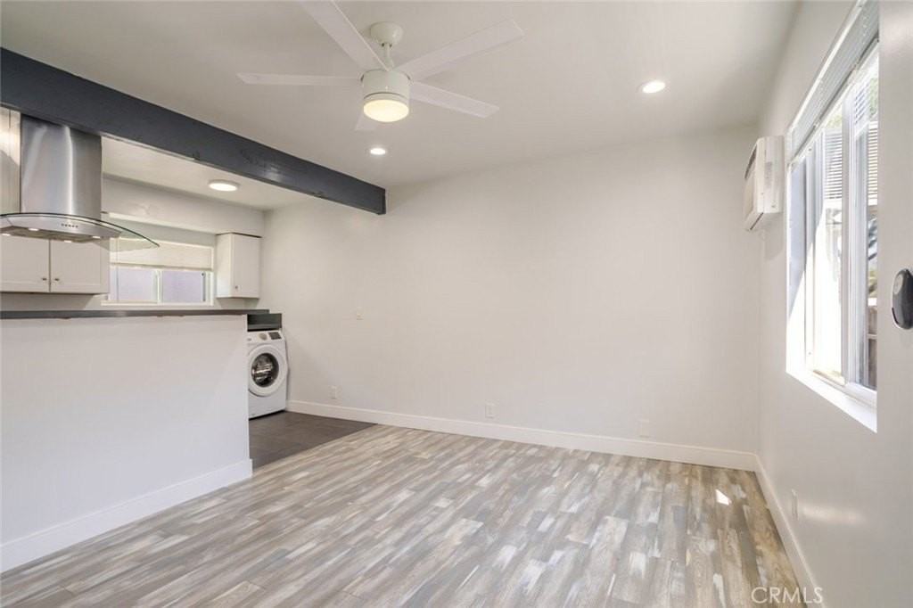 3106 W Victory Blvd #C - Photo 7 of 22