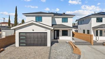 featured image of 12937 W Kilikia Dr