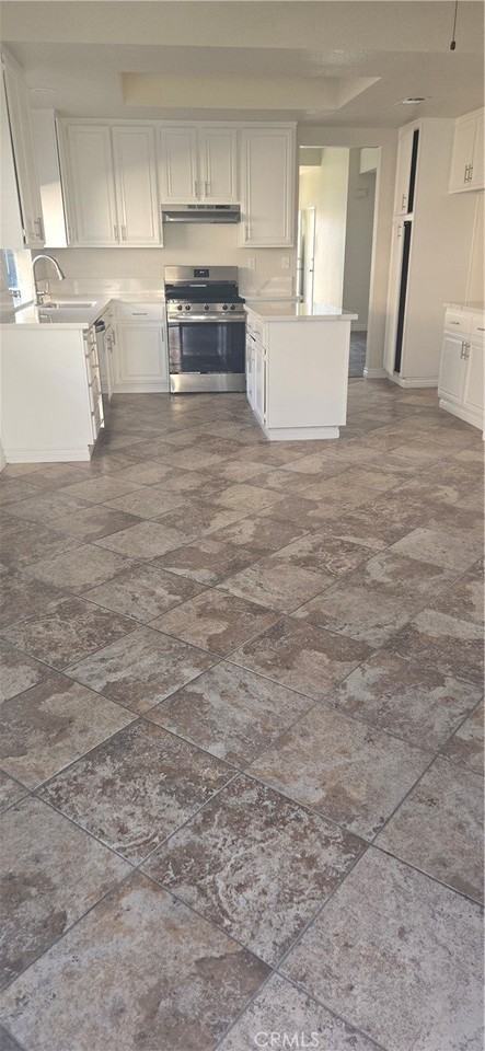 28218 Windsail Ct - Photo 5 of 18