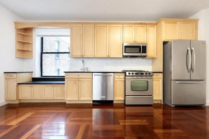 607 W 137th St - Photo 5 of 10