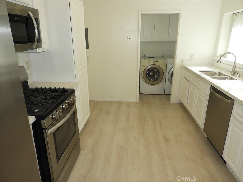 1554 Las Lunas St - Photo 4 of 15