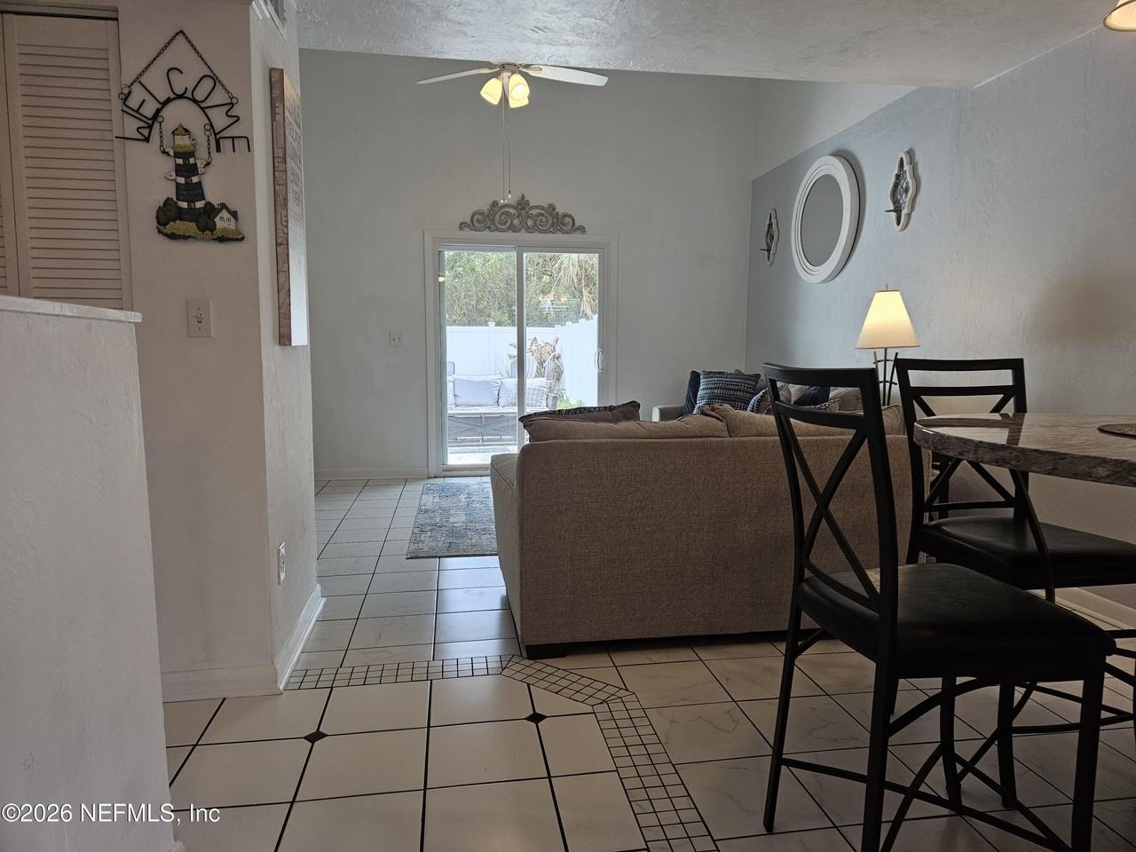 4302 Seagate Ln N - Photo 6 of 29