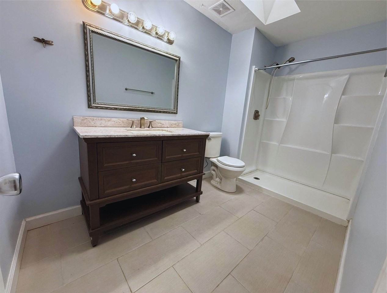 709 Osage Dr - Photo 6 of 11