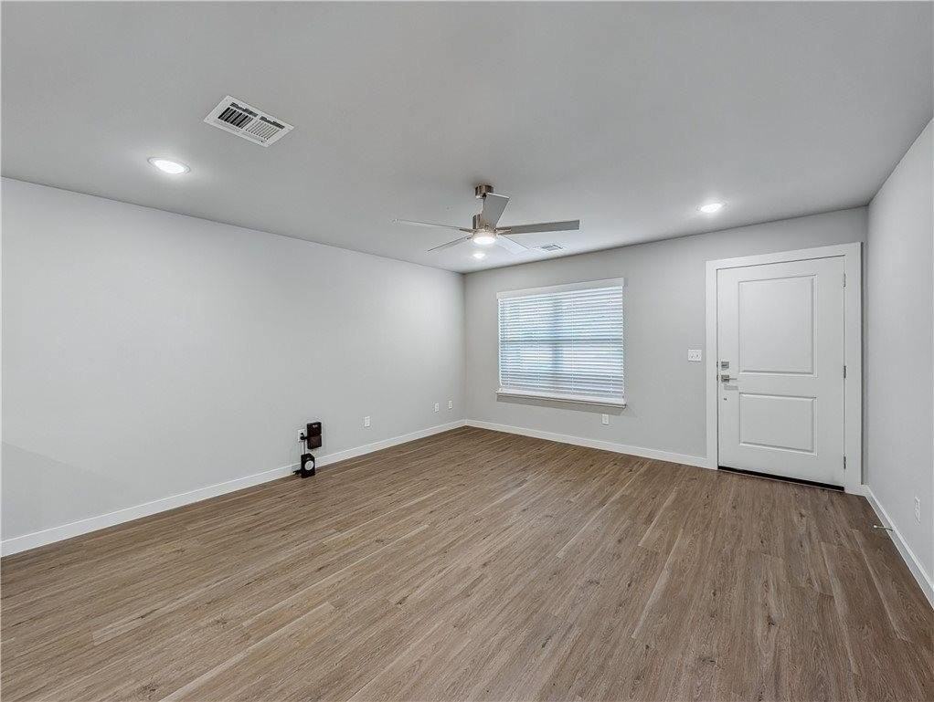 311 Nw 65th Ave - Photo 2 of 12
