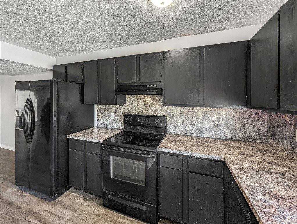 2456 N Brophy Cir #2 - Photo 2 of 3